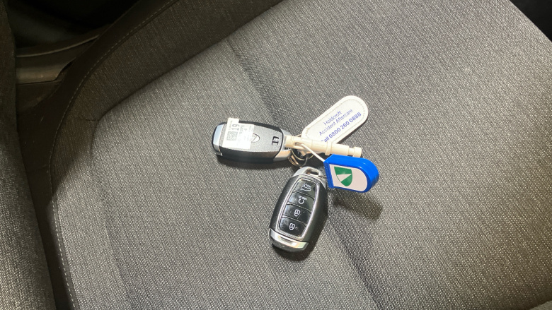 Hyundai KONA 100kW Premium 39kWh 5dr Auto Electric Hatchback